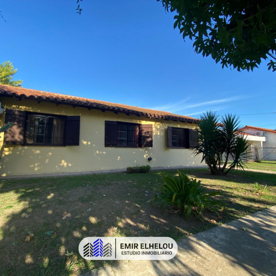 Casa de 3 dormitorios y dependencias en Barrio Somisa