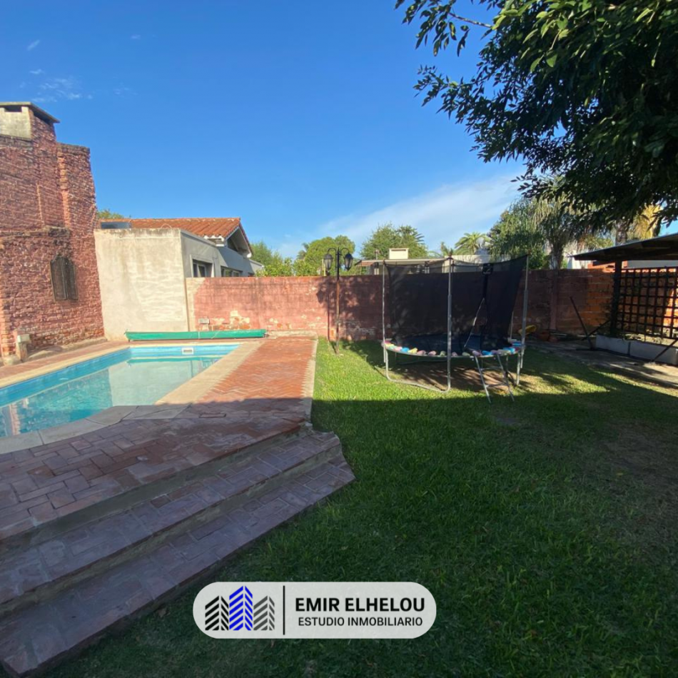 Casa de 3 dormitorios y dependencias en Barrio Somisa