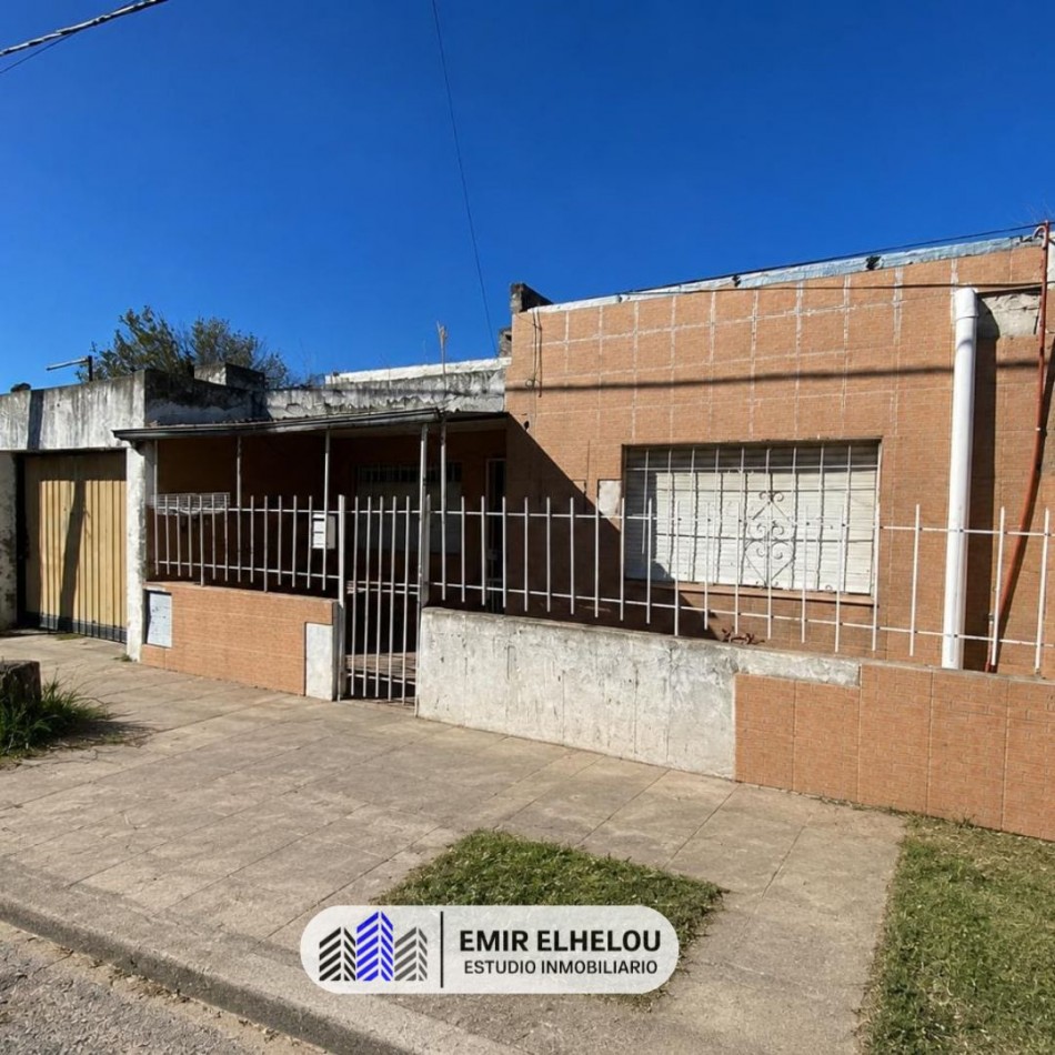 Casa de 2 dormitorios y quincho en Miro 290