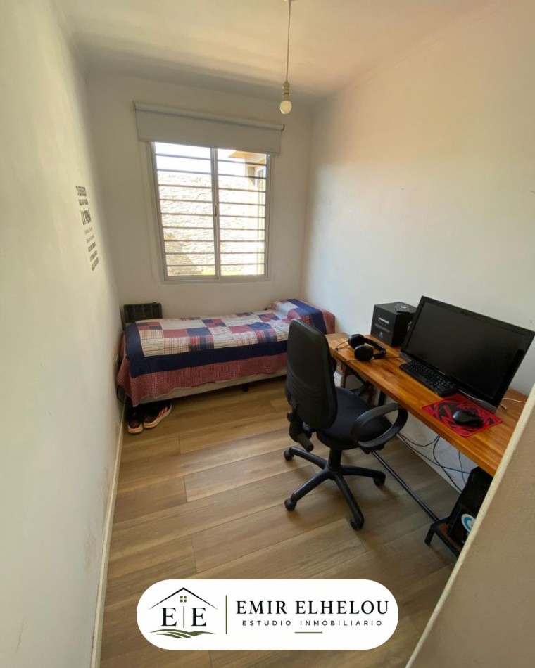 Casa de 3 dormitorios con amplio potencial en Bolivar 644