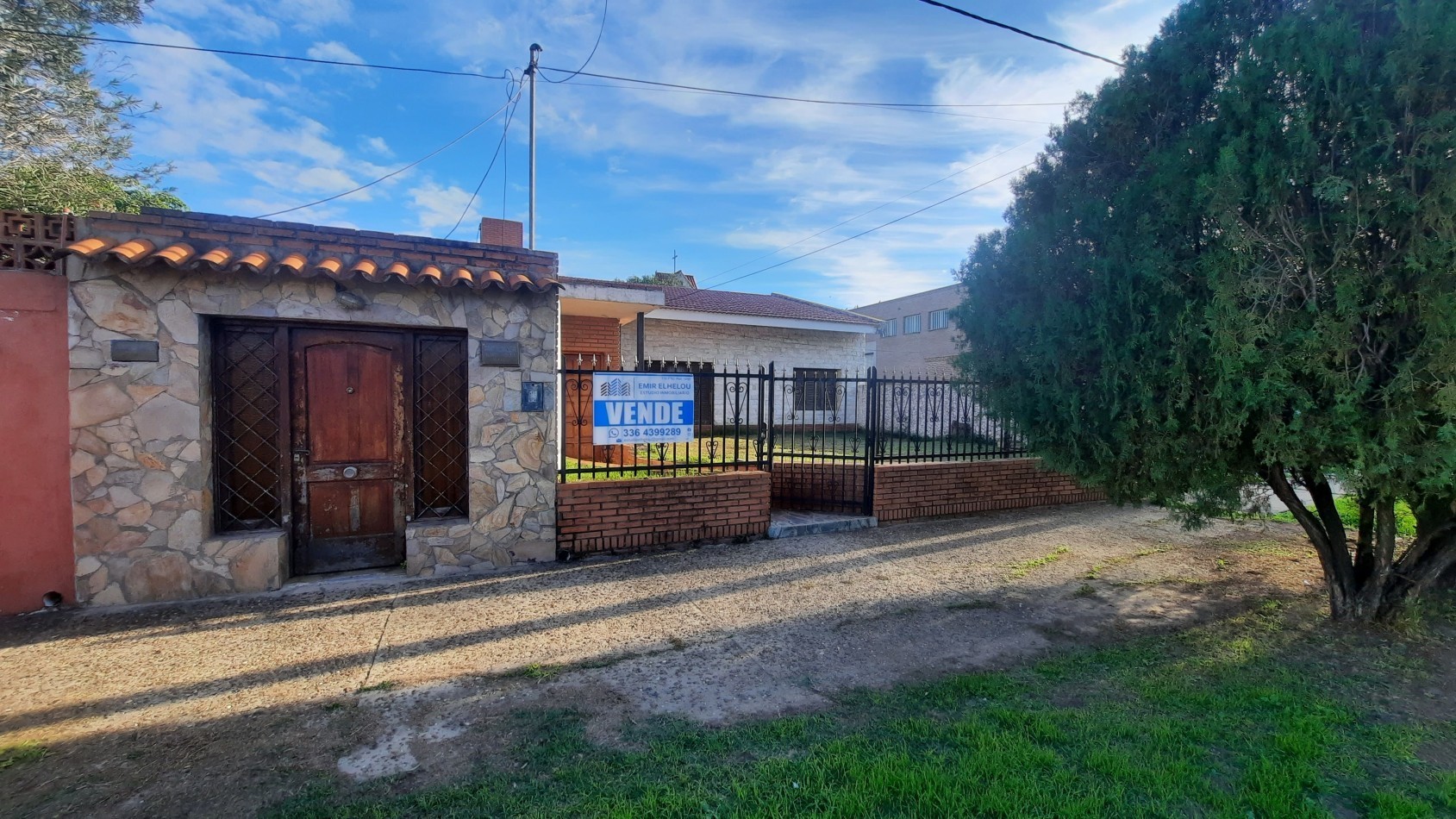 Retasada!! Casa de 4 dormitorios y dependencias en Empalme, Villa Constitucion