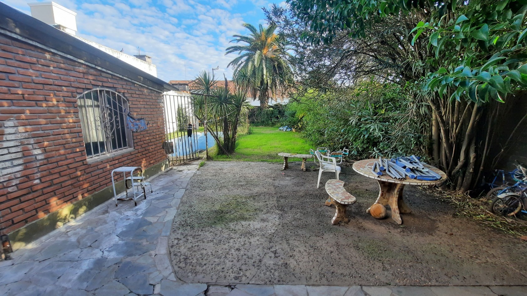 Retasada!! Casa de 4 dormitorios y dependencias en Empalme, Villa Constitucion