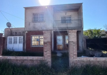 Casa de 3 dormitorios en alquiler en Barrio Avambae