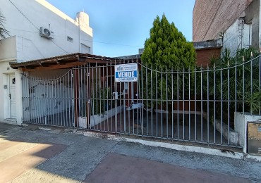 Casa de 3 dormitorios y dependencias en Moreno 216