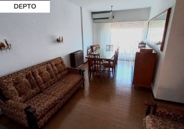 Departamento retasado de 2 dormitorios con cochera en el centro