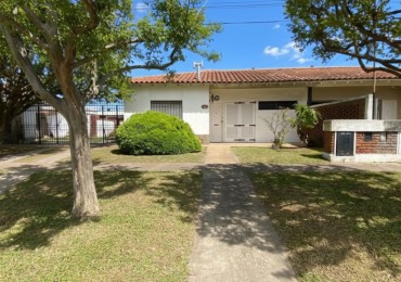 Casa de 2 dormitorios y dependencias en Barrio Somisa
