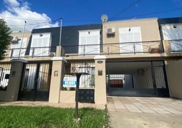 Duplex de 3 dormitorios con cochera en Barrio Saavedra