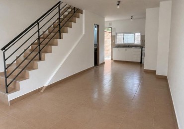 Duplex en alquiler en Av. Presidente Peron 1575
