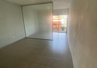 Monoambiente en Alquiler en 25 de Mayo 180