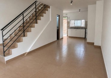 Duplex en alquiler en Av. Presidente Peron 1575