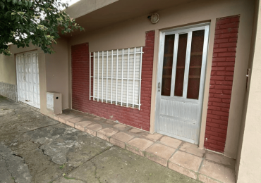 Casa de 2 dormitorios en alquiler en Nobel 148